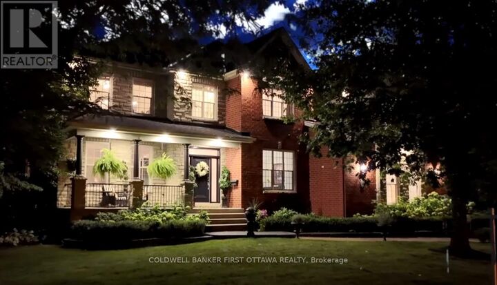 Property Photo: 18 Cypress Gardens ON K2S 1W6