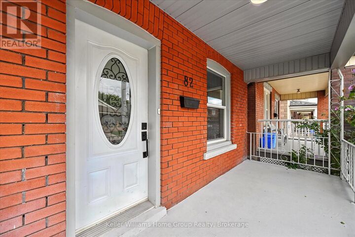 Photo de la propriété:  82 Rosemont Avenue  ON L8L 2M5 