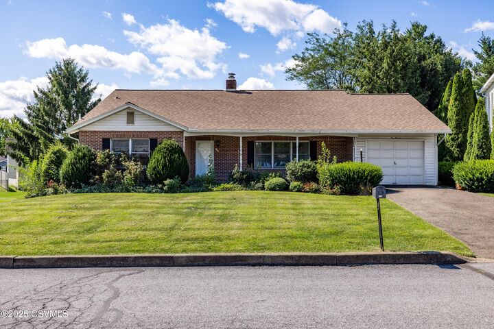 911 Terrace Drive  Lewisburg PA 17837 photo