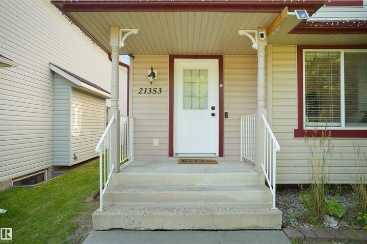 Property Photo: 21353 87A Avenue NW AB T5T 6T7
