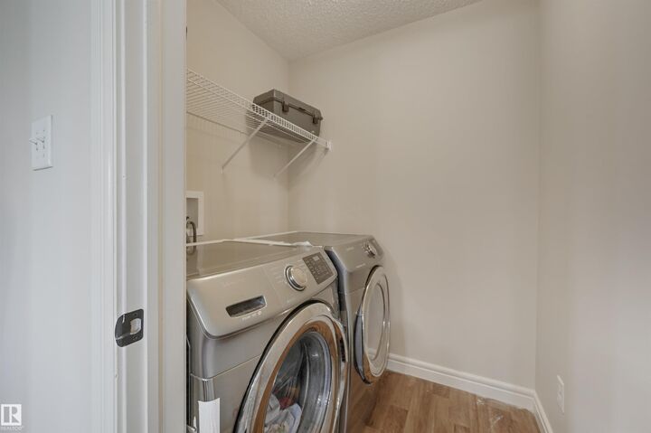 1807 52 Street SW  Edmonton AB T6X 1Y1 photo