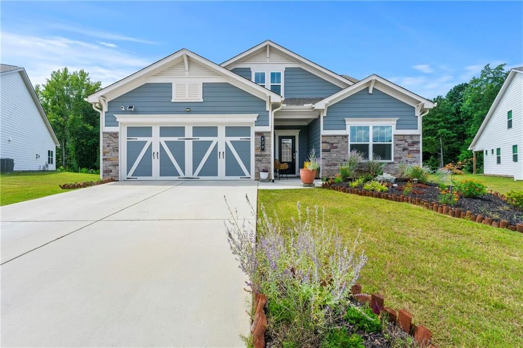 Property Photo: 430 Plainfield Street GA 30215