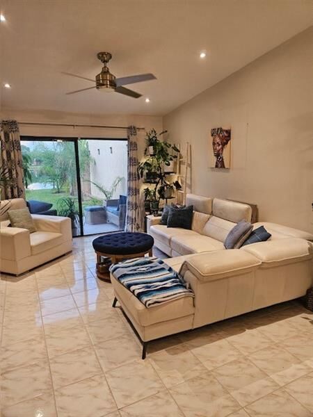 Property Photo: 818 NW 79th Ter 0 FL 33324