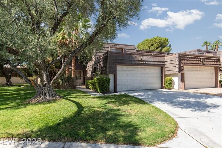 Property Photo: 1125 Vegas Valley Drive NV 89109