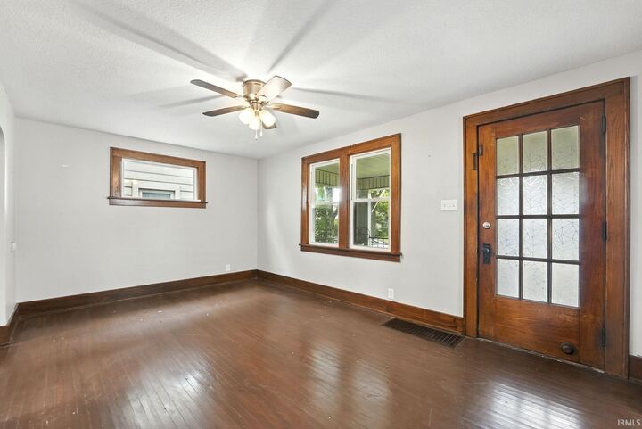 Property Photo: 1718 Kentucky Avenue IN 46805-5008