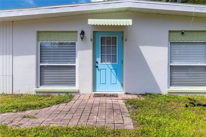 Property Photo:  5035 Webber Street  FL 34232 