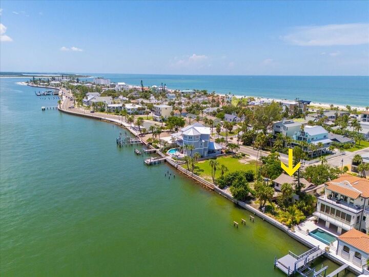 Property Photo: 1401 Pass A Grille Way FL 33706