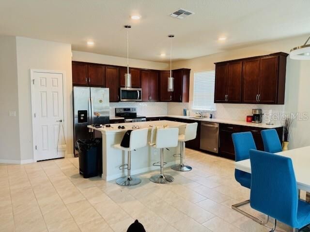 Property Photo: 2749 Hilltop Loop FL 32712