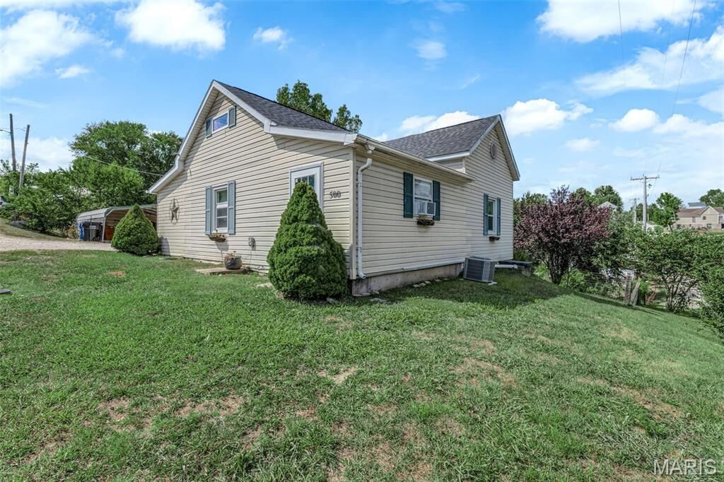 Property Photo: 500 Water Street MO 63441