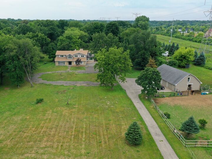 349 Spring Creek Road  Barrington Hills IL 60010 photo