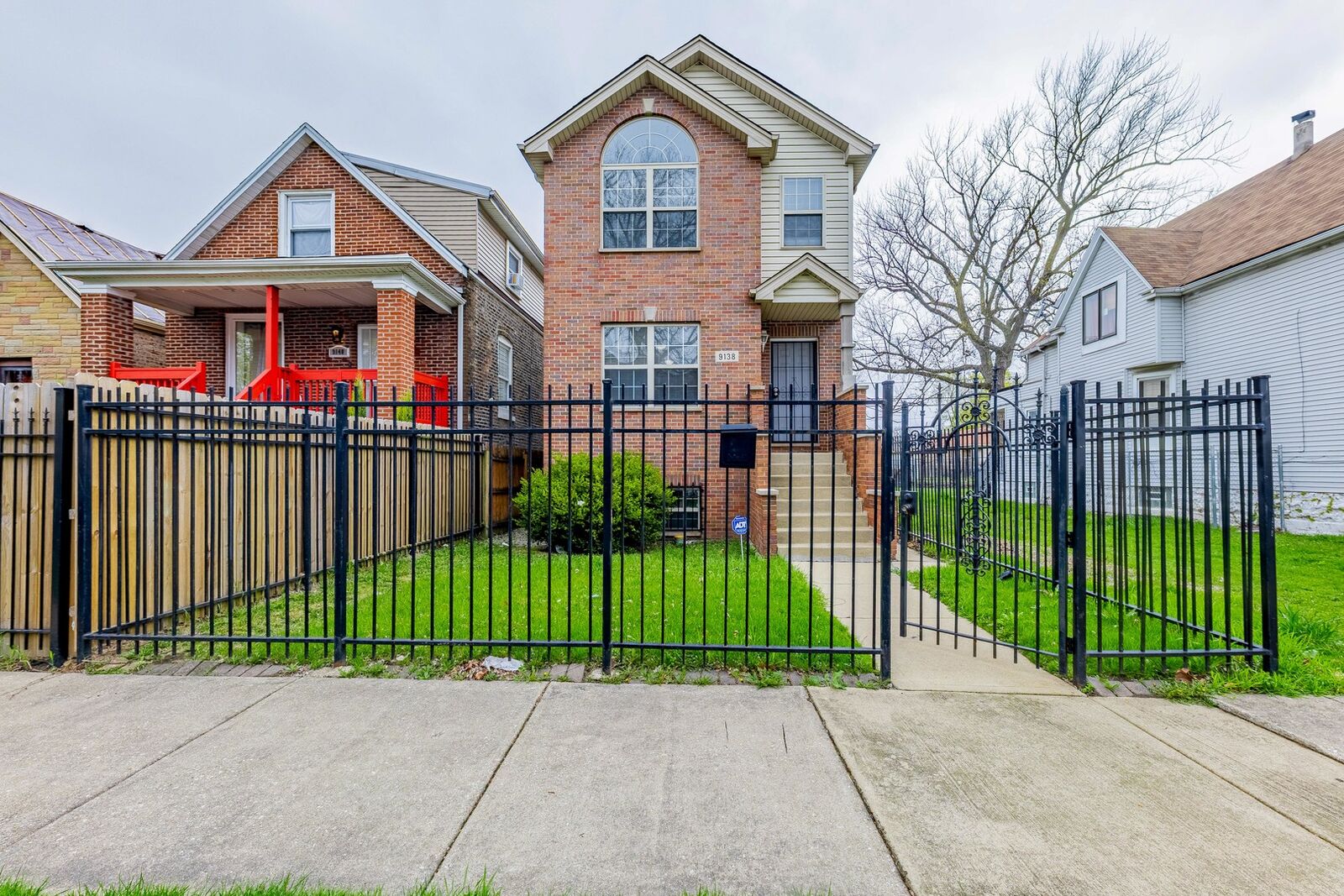 Property Photo: 9138 S Greenwood Avenue IL 60619