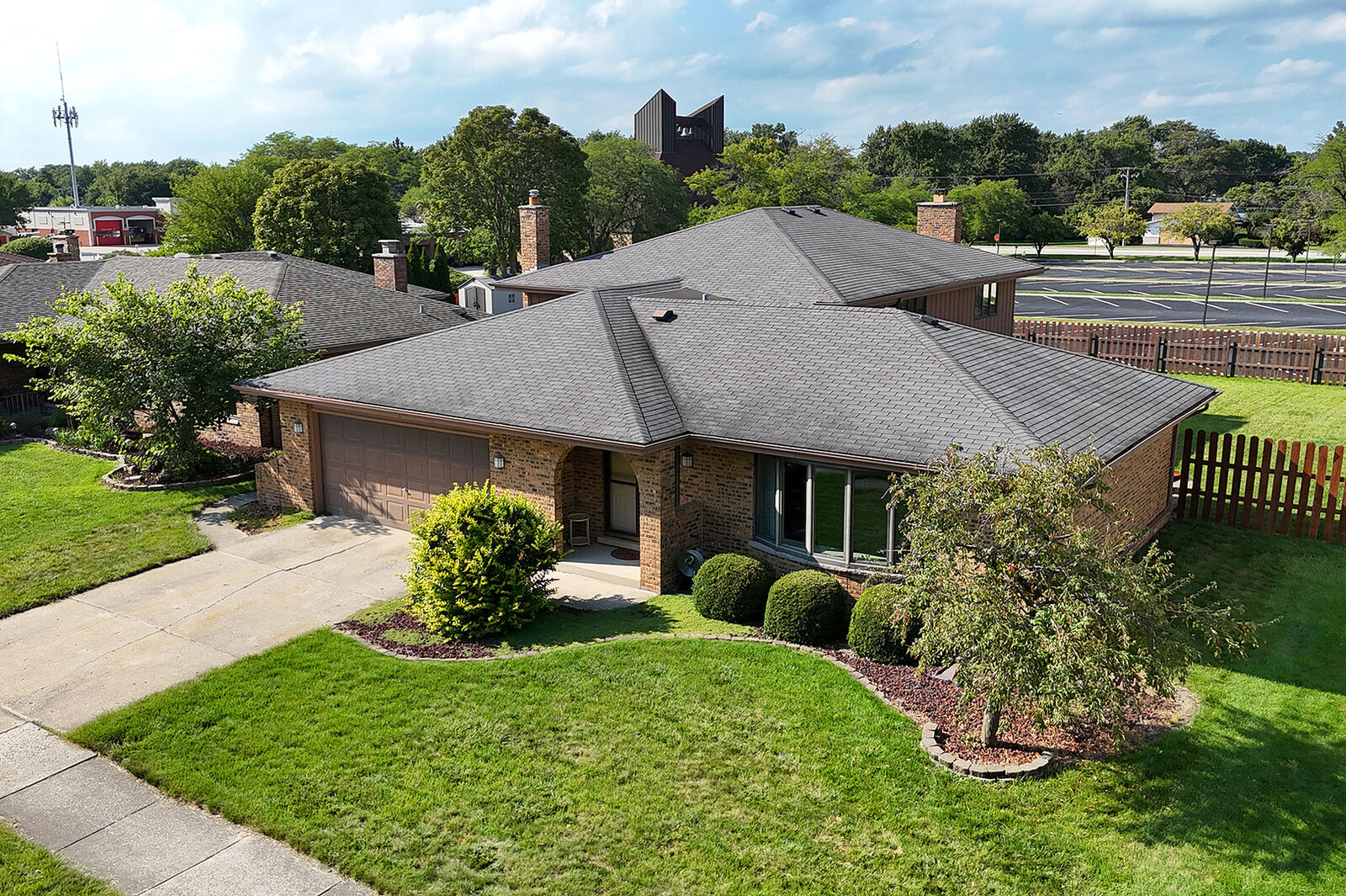 Property Photo: 7922 Sycamore Drive IL 60462