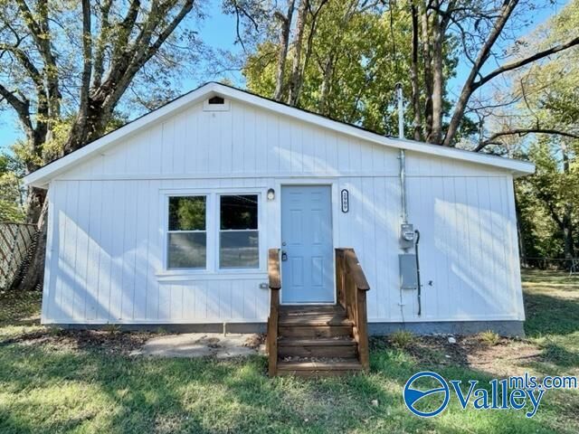 Property Photo: 2909 Meridian Street AL 35811