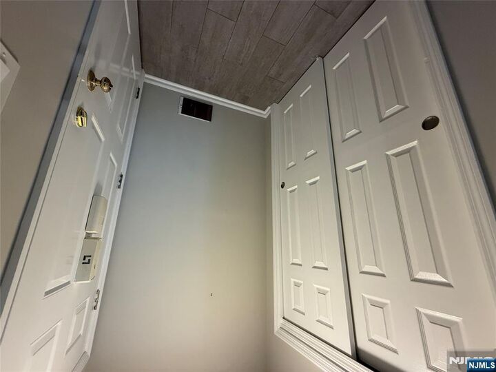 Property Photo: 183 Surrey Court NJ 07446