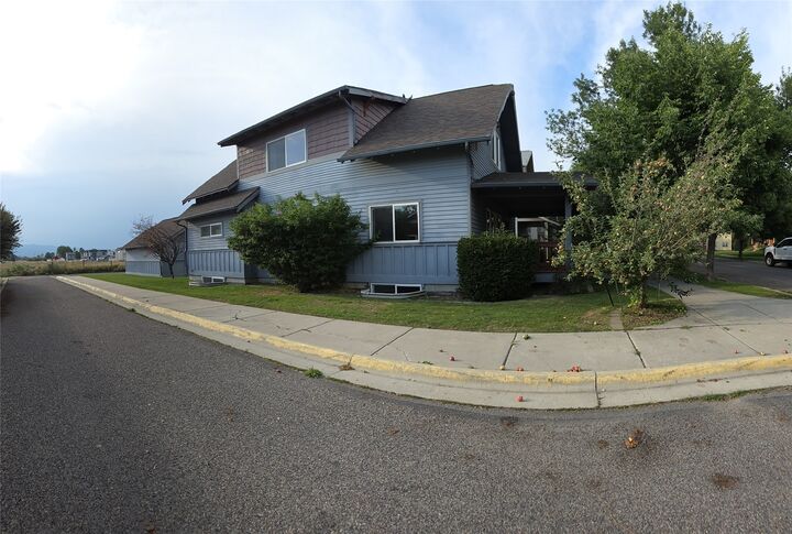Property Photo: 2801 Dublin Street MT 59808