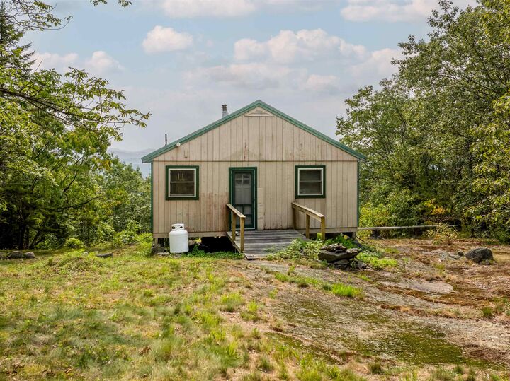 Property Photo: 133 Earls Road NH 03605