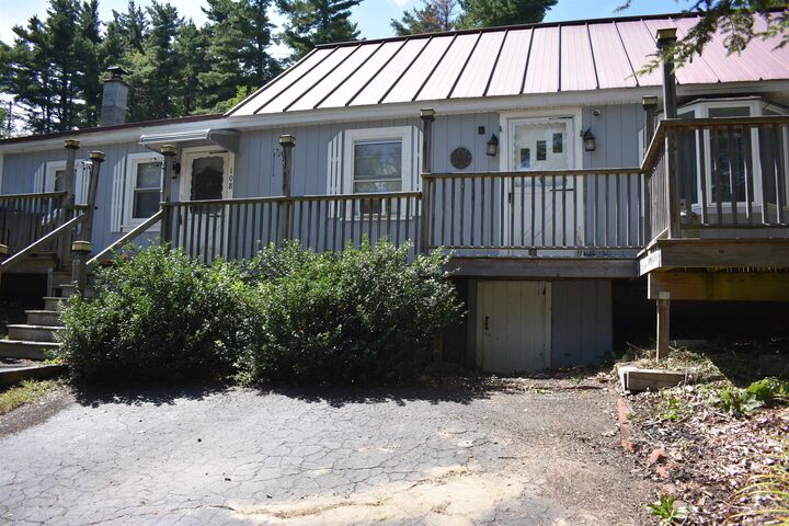 Property Photo: 108 Turnpike Road NH 03071