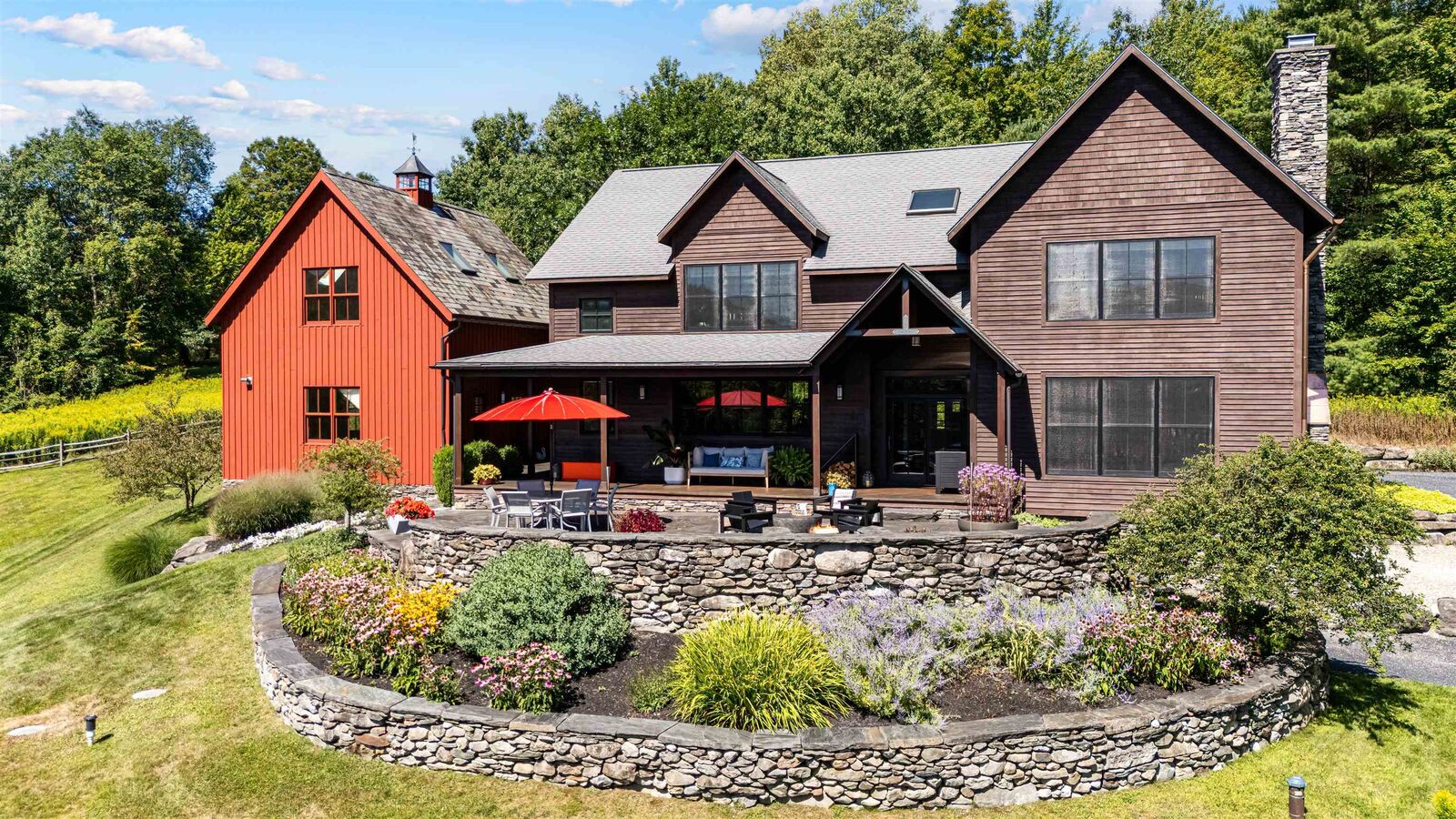 Property Photo: 1931 Hillview Road VT 05477