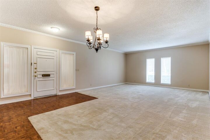 Property Photo: 3108 Overton Park Drive W TX 76109