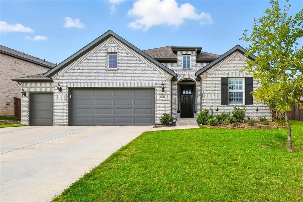 Property Photo:  11501 Woody Creek Trail  TX 76227 