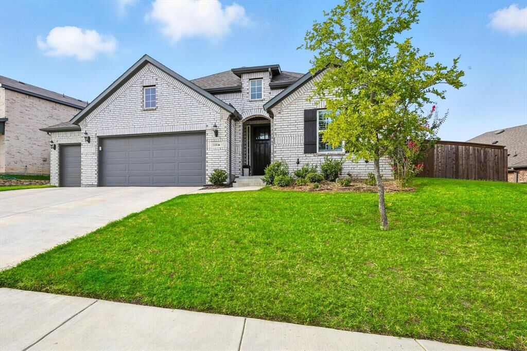Property Photo: 11501 Woody Creek Trail TX 76227
