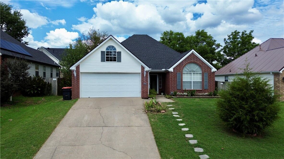 Property Photo: 564 Branchwood Avenue AR 72764