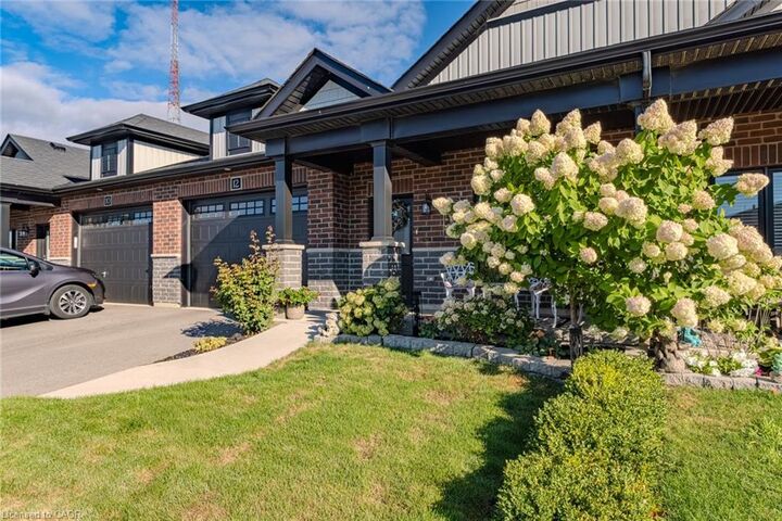 Property Photo: 12 Brookfield Lane ON N3Y 0E8