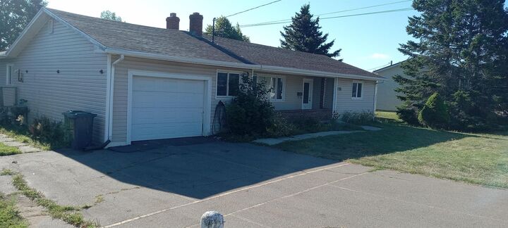 Property Photo: 196 Kensington Road PE C1A 7S3