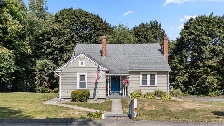 32 Field St  Auburn MA 01501 photo