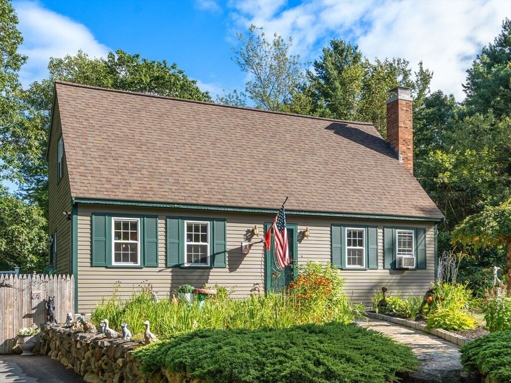 Property Photo:  155 Converse Dr  MA 01475 