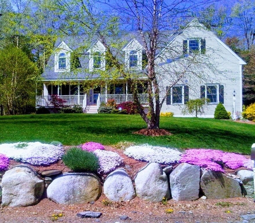 Property Photo: 209 North Street MA 01545