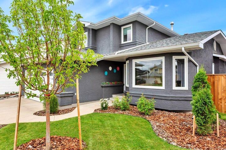 167 Douglas Avenue  Red Deer AB T4R 2G5 photo