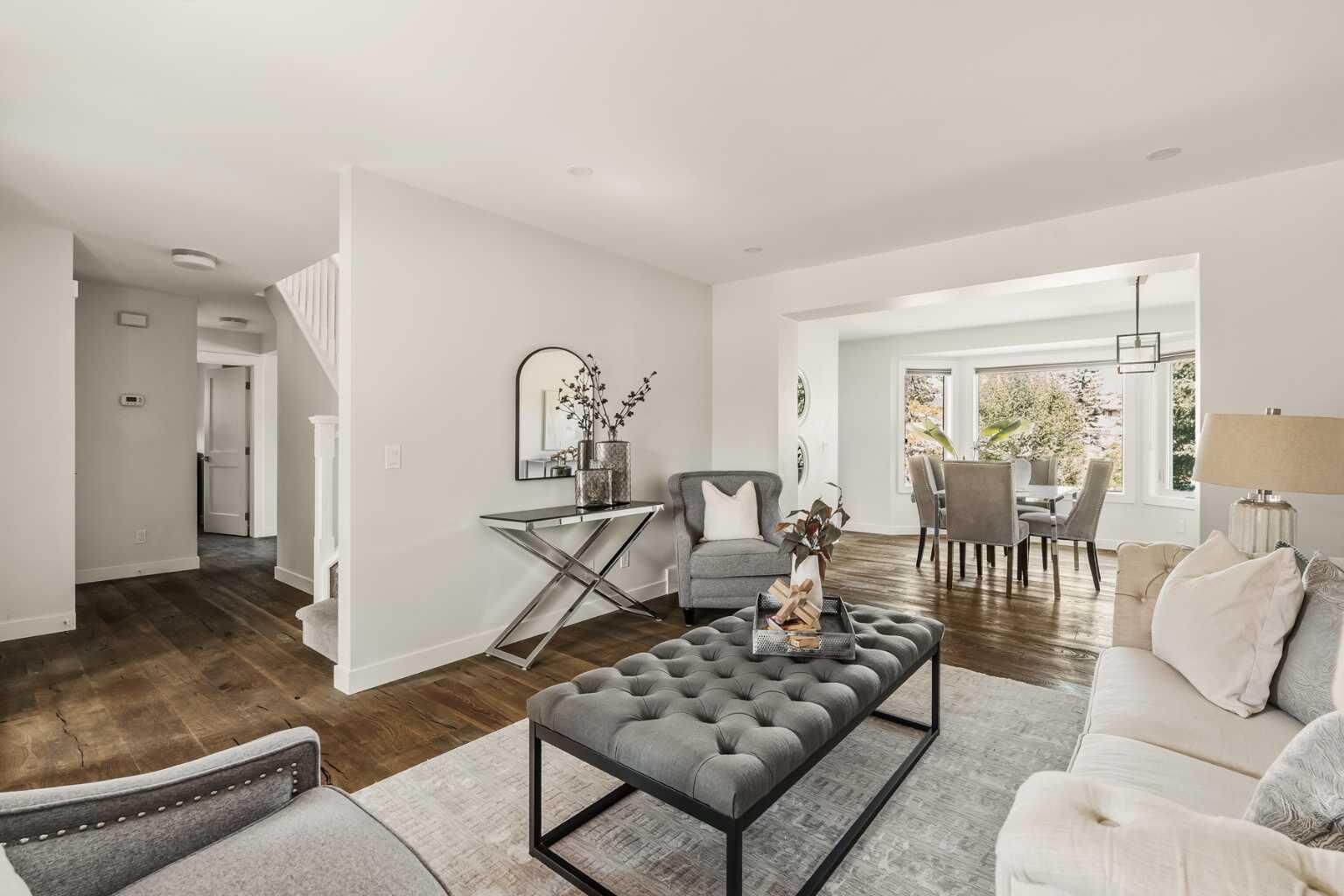 Property Photo: 123 Scenic Park Crescent NW AB T3L 1S2
