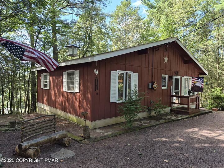 Property Photo:  180 Sportsmen Drive  PA 18326 