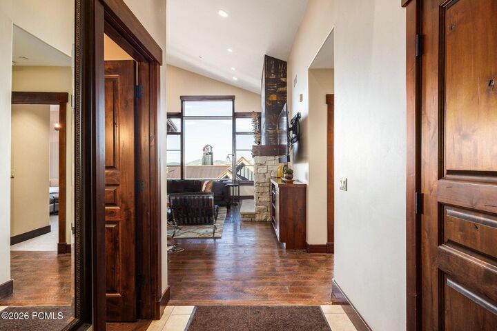 Property Photo: 1825 Three Kings Drive 4302 UT 84060