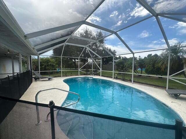 Property Photo: 1366 SE Concha Street FL 34983