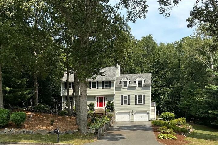 15 Ezechiel Carre Road  East Greenwich RI 02818 photo