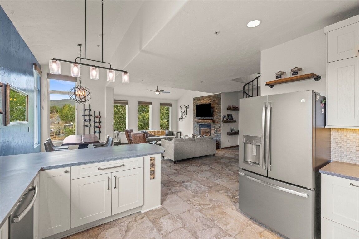 Property Photo: 117 S 6th Avenue 13 CO 80443