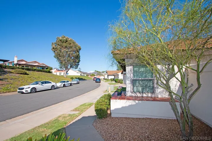 Property Photo: 17672 Plaza Acosta CA 92128