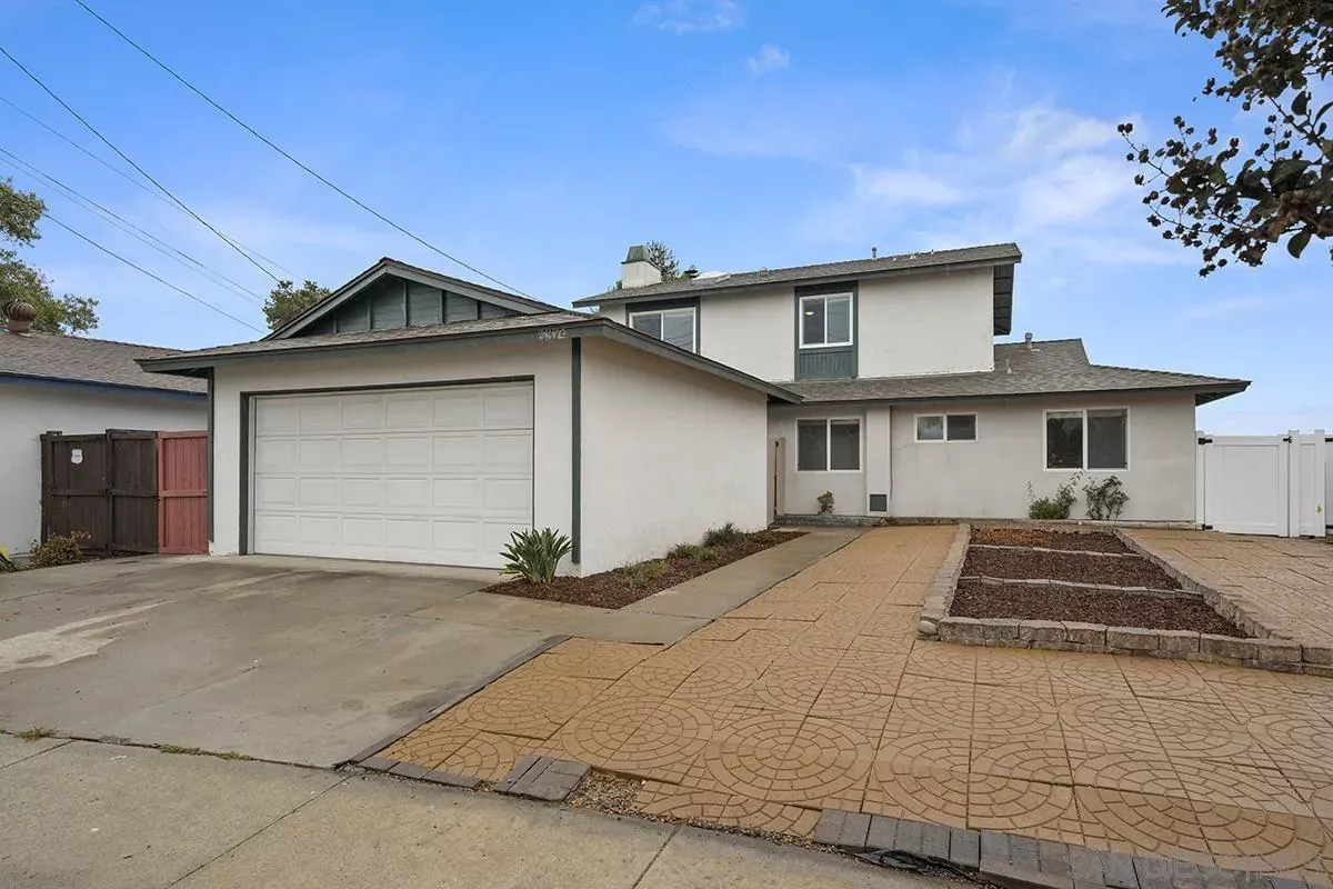 Property Photo: 5374 Palmyra Ave CA 92117