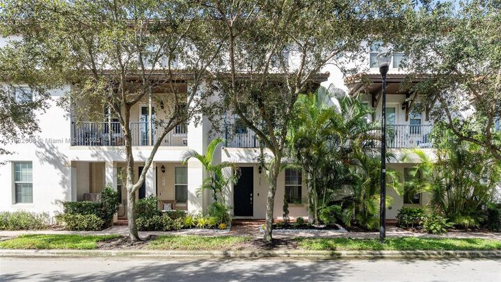 2547 SW 119th Ter  Miramar FL 33025 photo