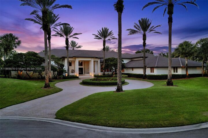 Property Photo: 2950 Surrey Lane FL 33331
