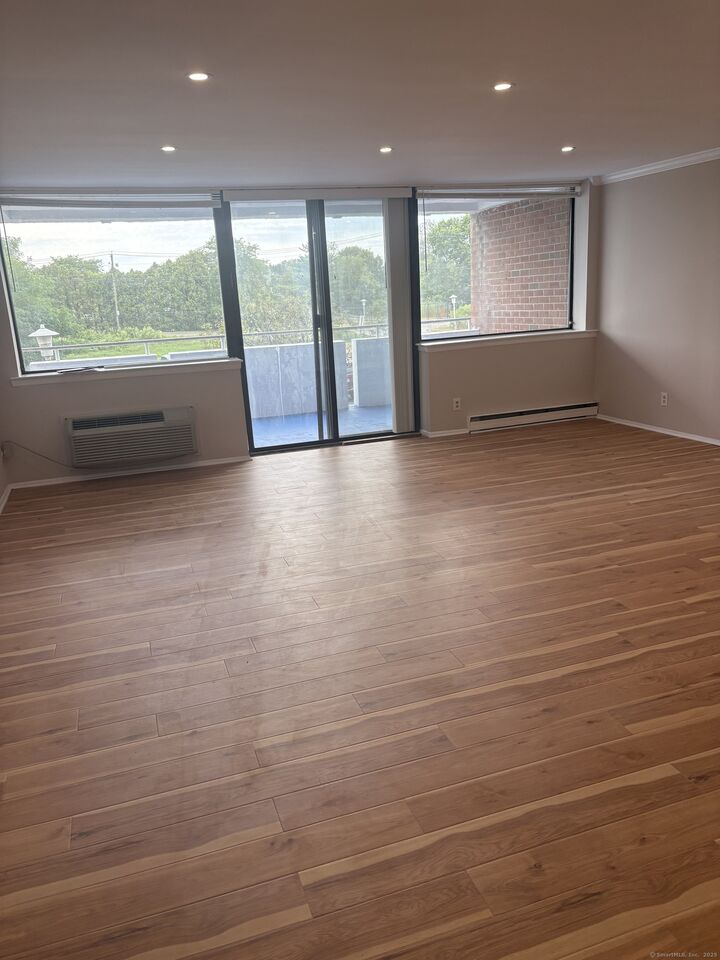 Property Photo: 50 Birdseye Street 101 CT 06615