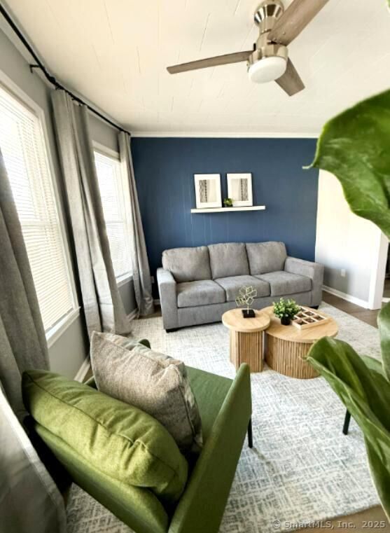 Property Photo: 109 Kings Hwy E. 1 CT 06825