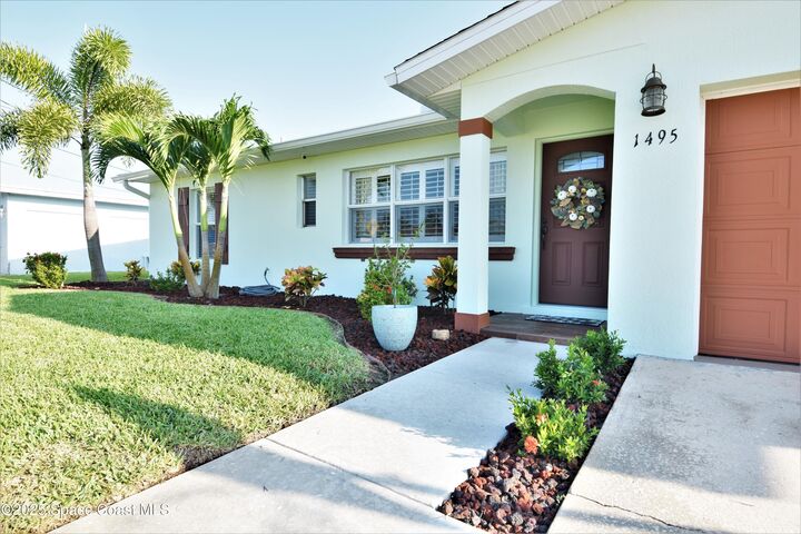 Property Photo:  1495 Hannah Drive  FL 32952 