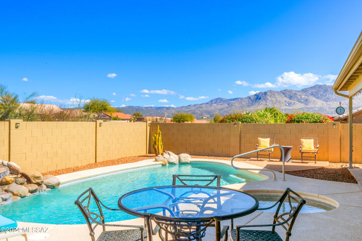 Property Photo: 37616 S Skyline Drive AZ 85739