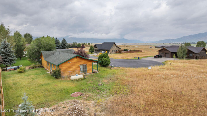 Property Photo:  619 Snake River Dr  WY 83128 