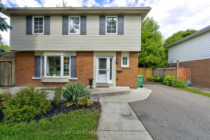 17 Evesham Crescent  Brampton ON L6T 3R9 photo