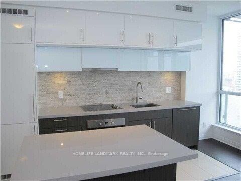 Property Photo: 8 Mercer Street 2901 ON M5V 0C4