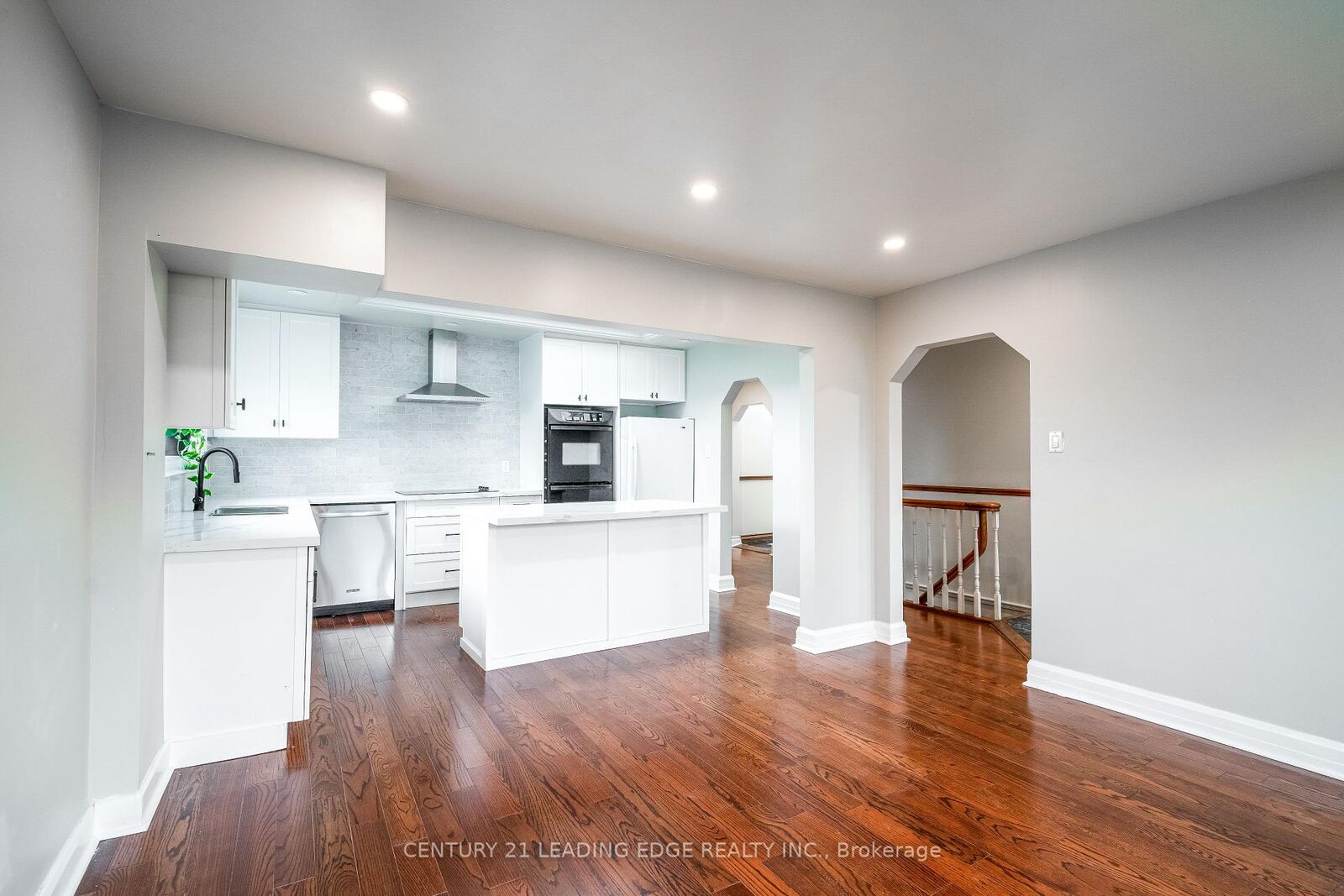 Property Photo: 393 Canal Road ON L3Z 2A6